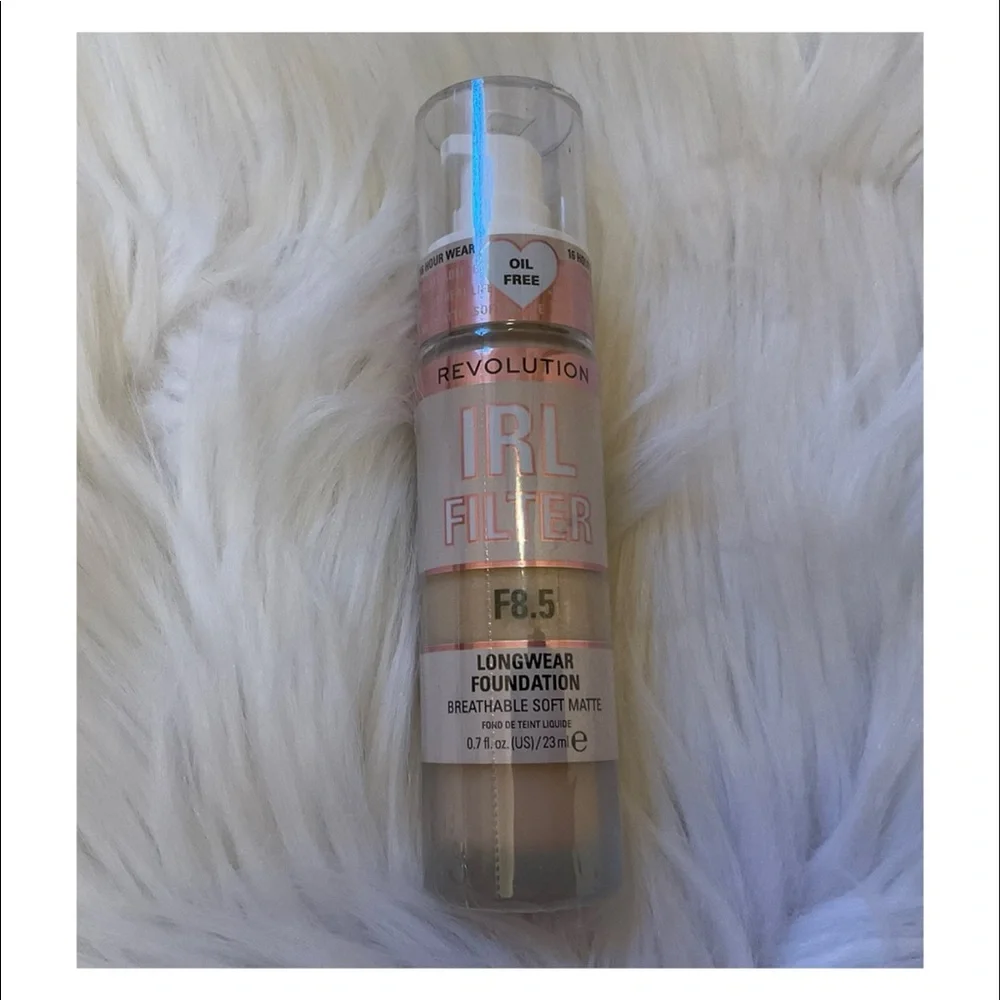 Revolution IRL Filter Longwear Foundation - New - F8.5